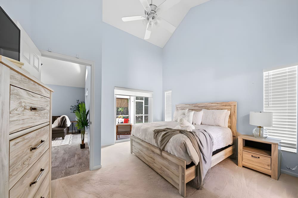 Photo of Bedroom in Bridgewater Crossing
