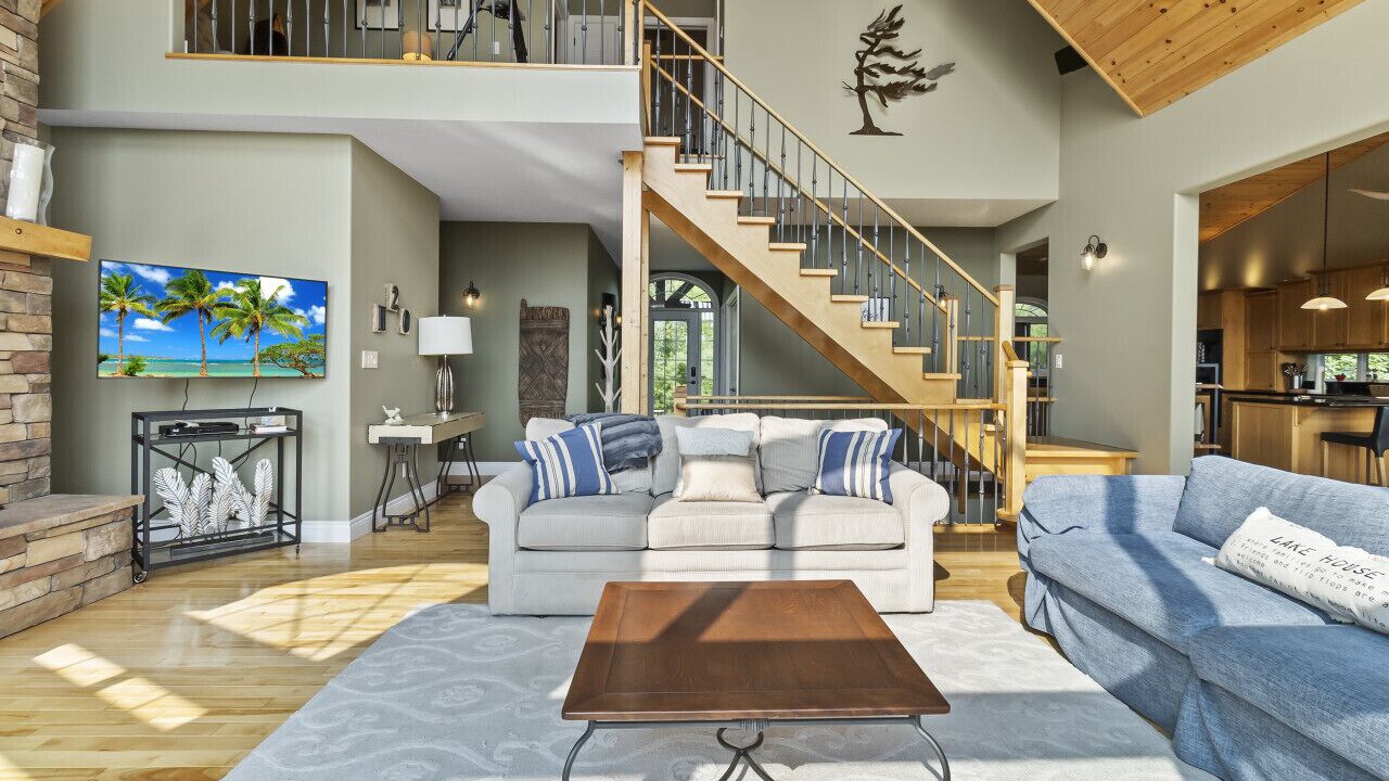 Photo of Livingroom in Pointe au Baril