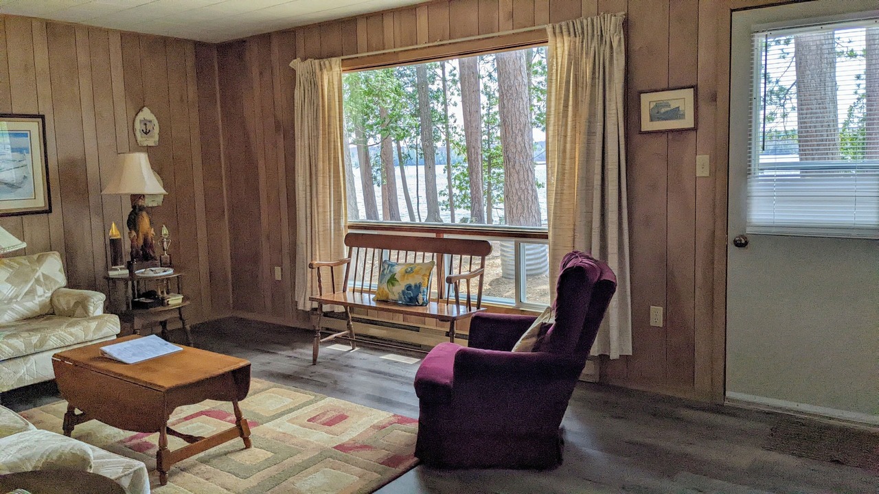 Photo of Livingroom in Nipissing