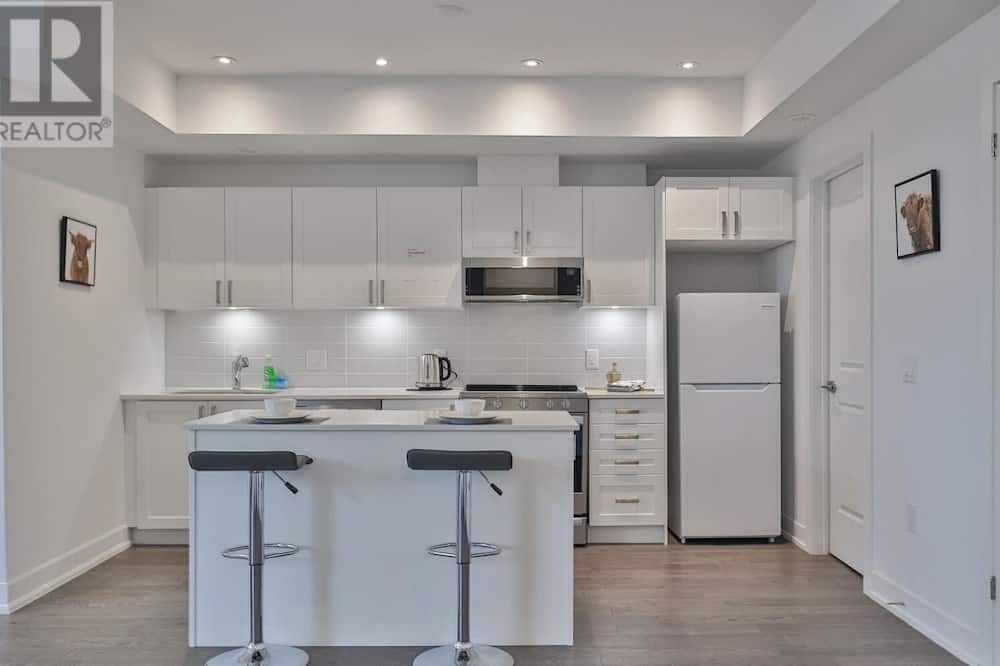 Photo of Kitchen in Lakeview
