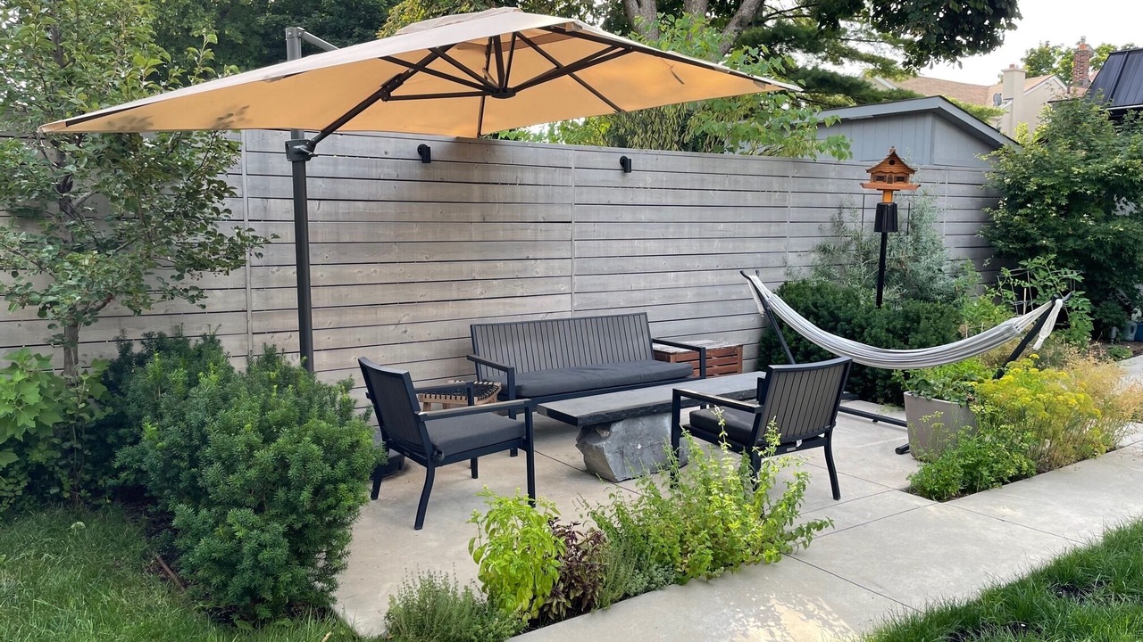 Photo of Outdoor in Davisville
