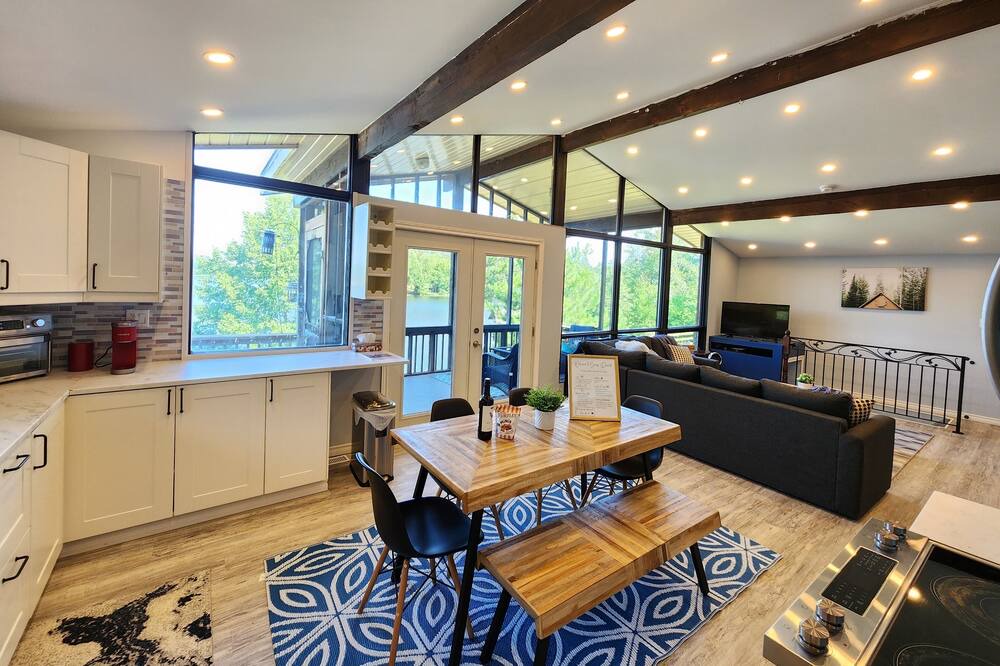 Photo of Kitchen in French River