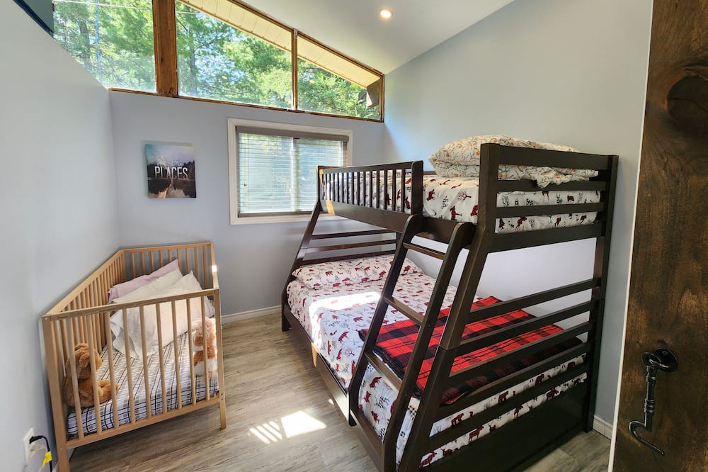 Photo of Bedroom in French River