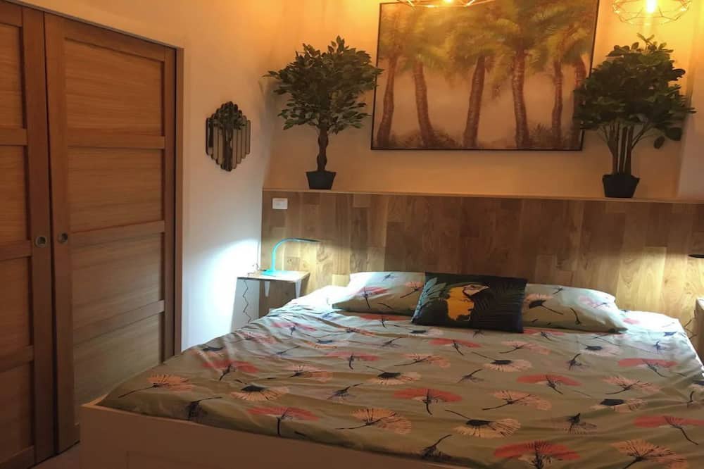 Photo of Bedroom in 5th Arrondissement
