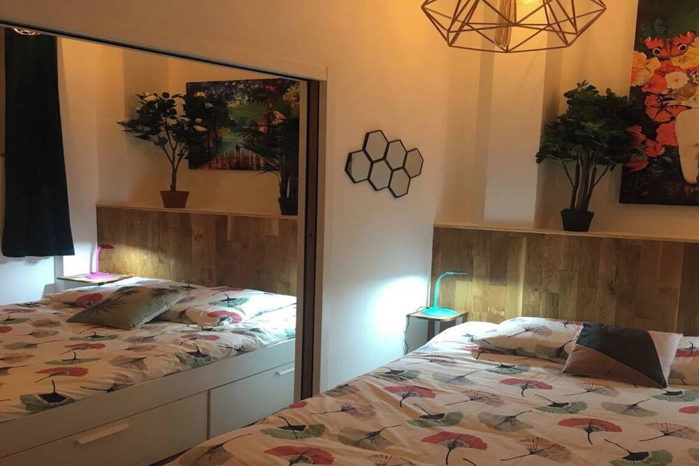 Photo of Bedroom in 5th Arrondissement