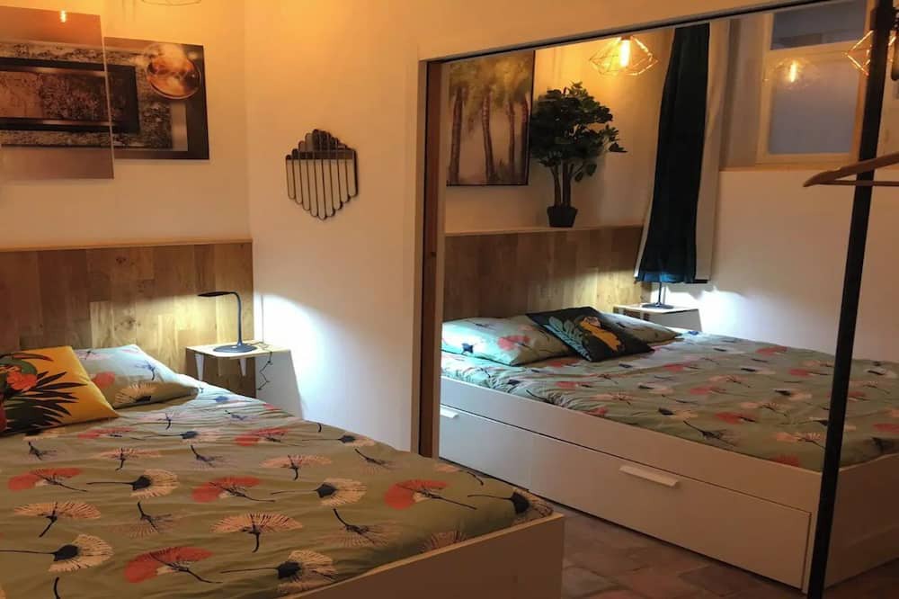 Photo of Bedroom in 5th Arrondissement