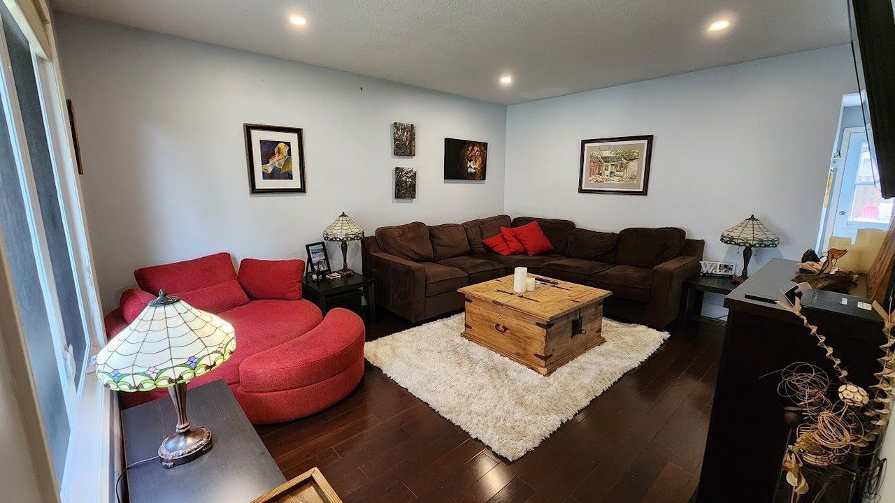 Photo of Livingroom in Port Elgin