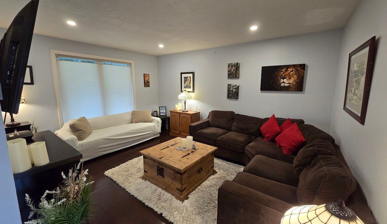 Photo of Livingroom in Port Elgin