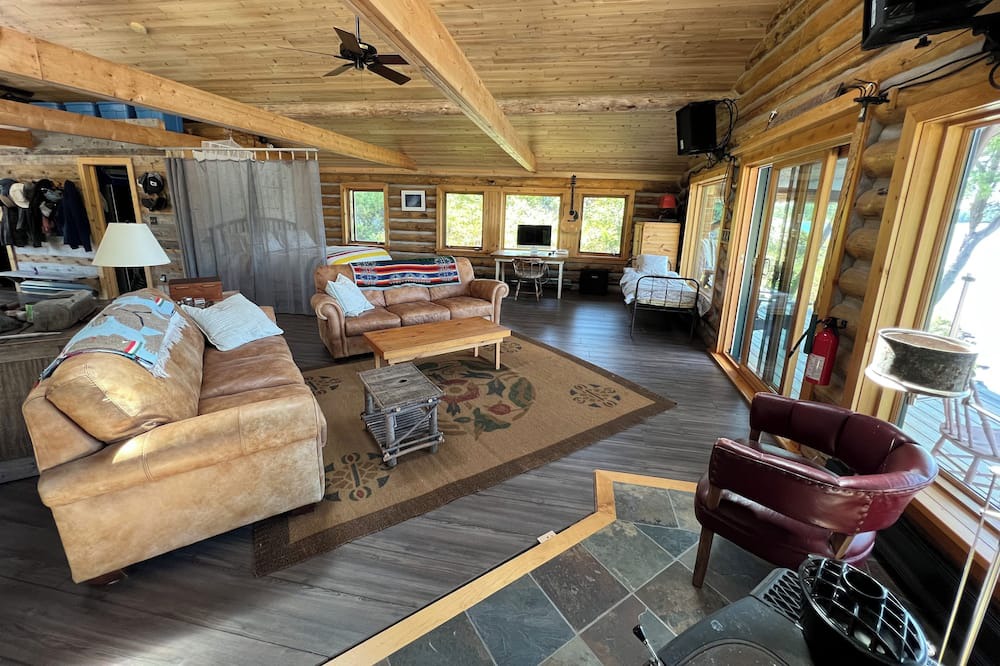 Photo of Livingroom in Willisville