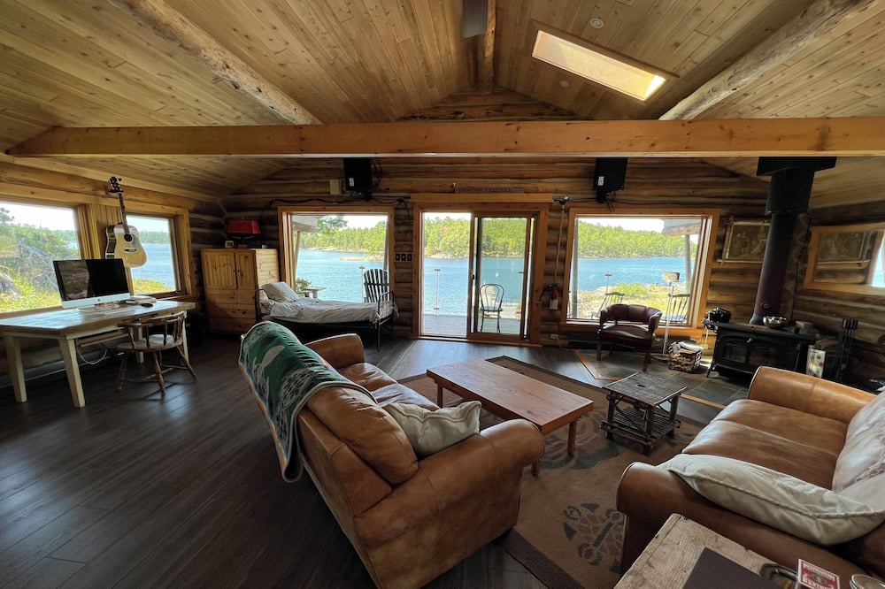 Photo of Livingroom in Willisville