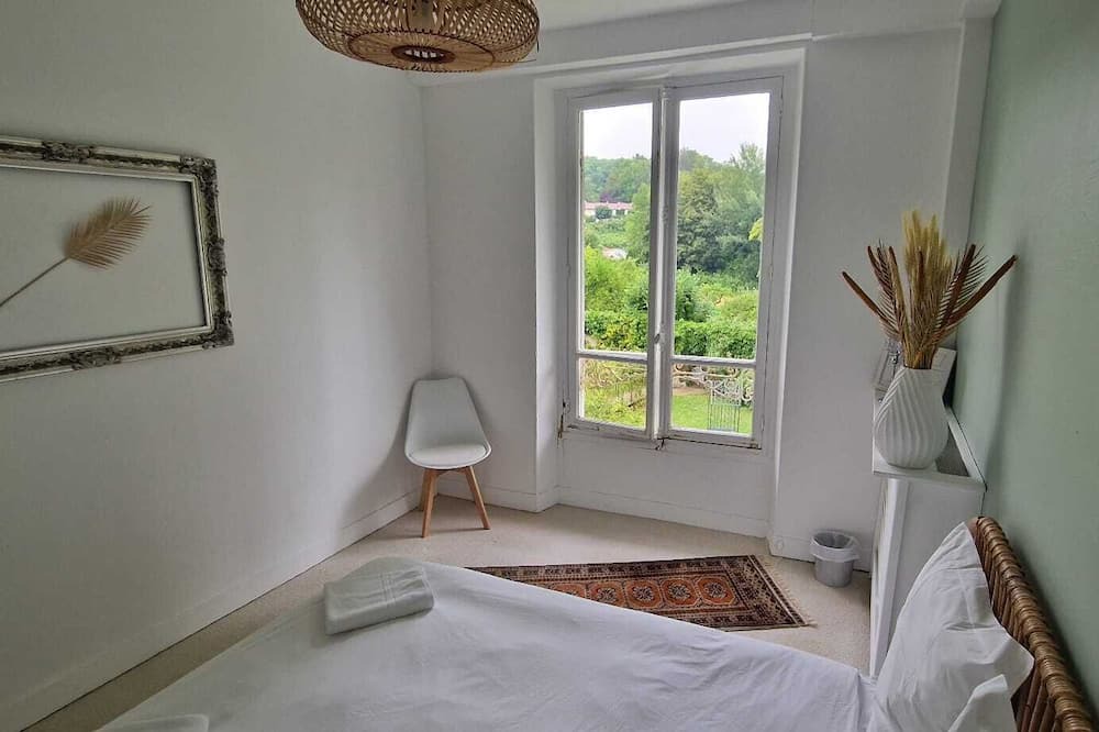 Photo of Bedroom in Tigeaux