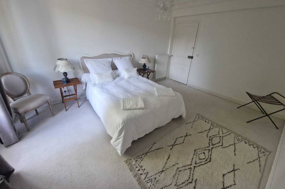 Photo of Bedroom in Tigeaux