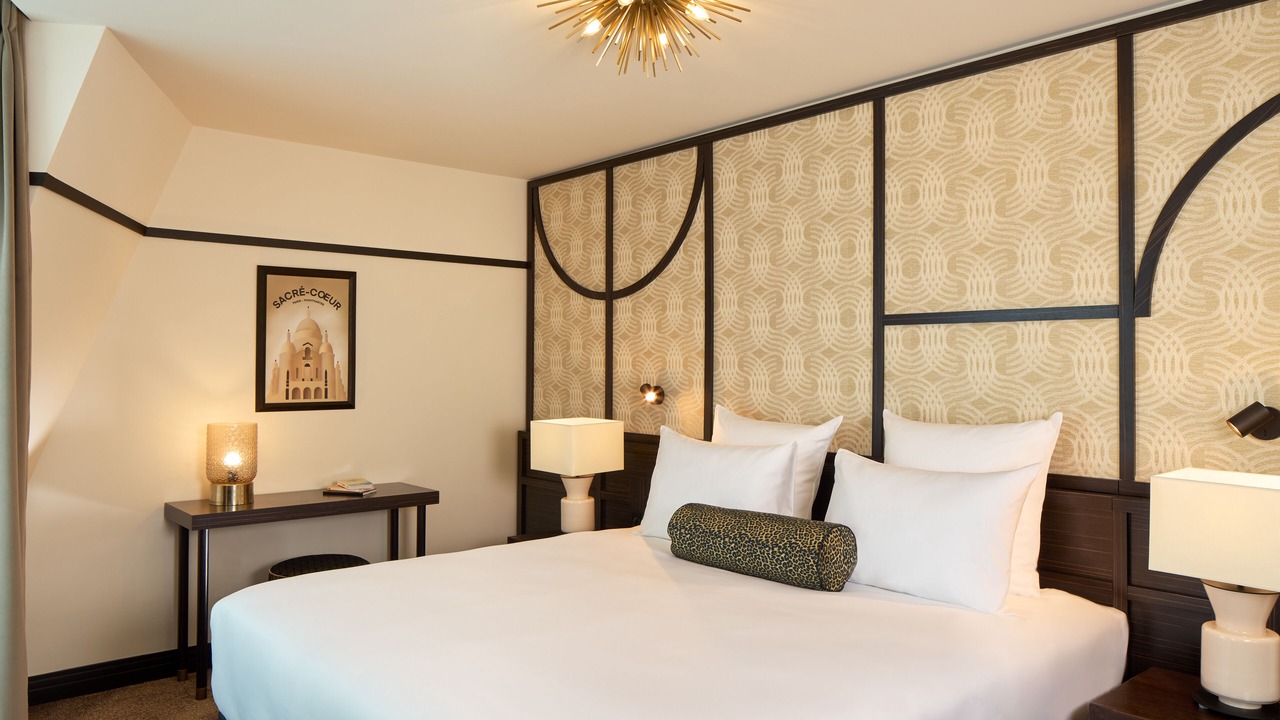 Photo of Bedroom in 17th Arrondissement