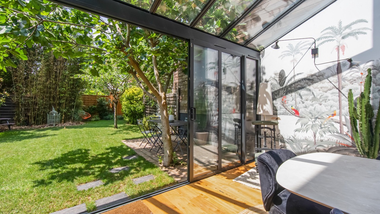 Photo of Outdoor in Suresnes