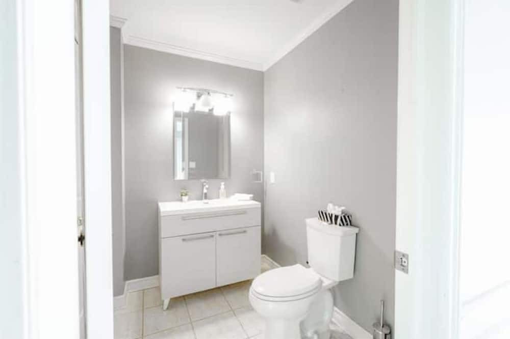 Photo of Bathroom in Brampton