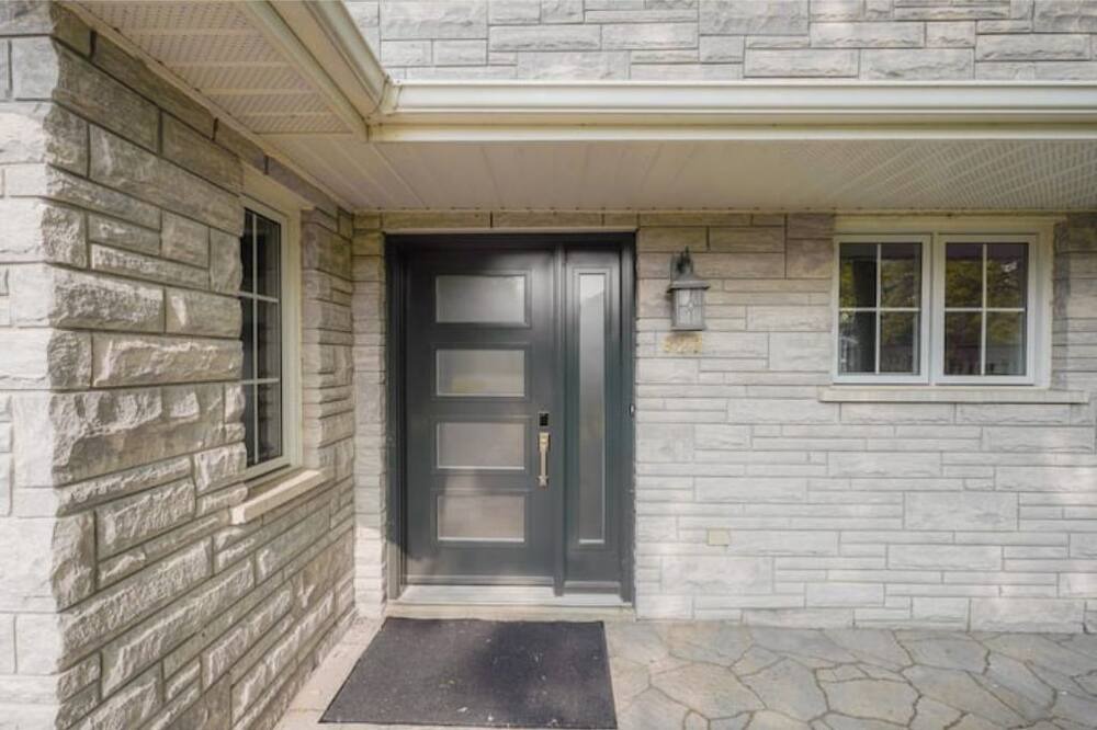 Photo of Outdoor in Brampton