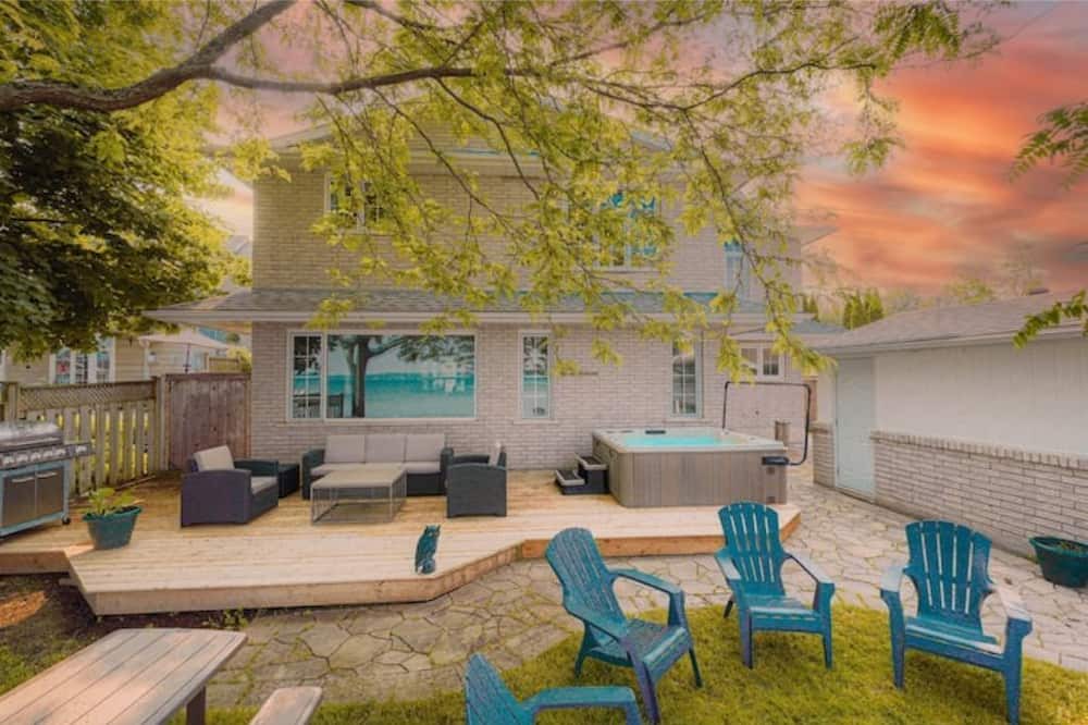 Photo of Outdoor in Brampton