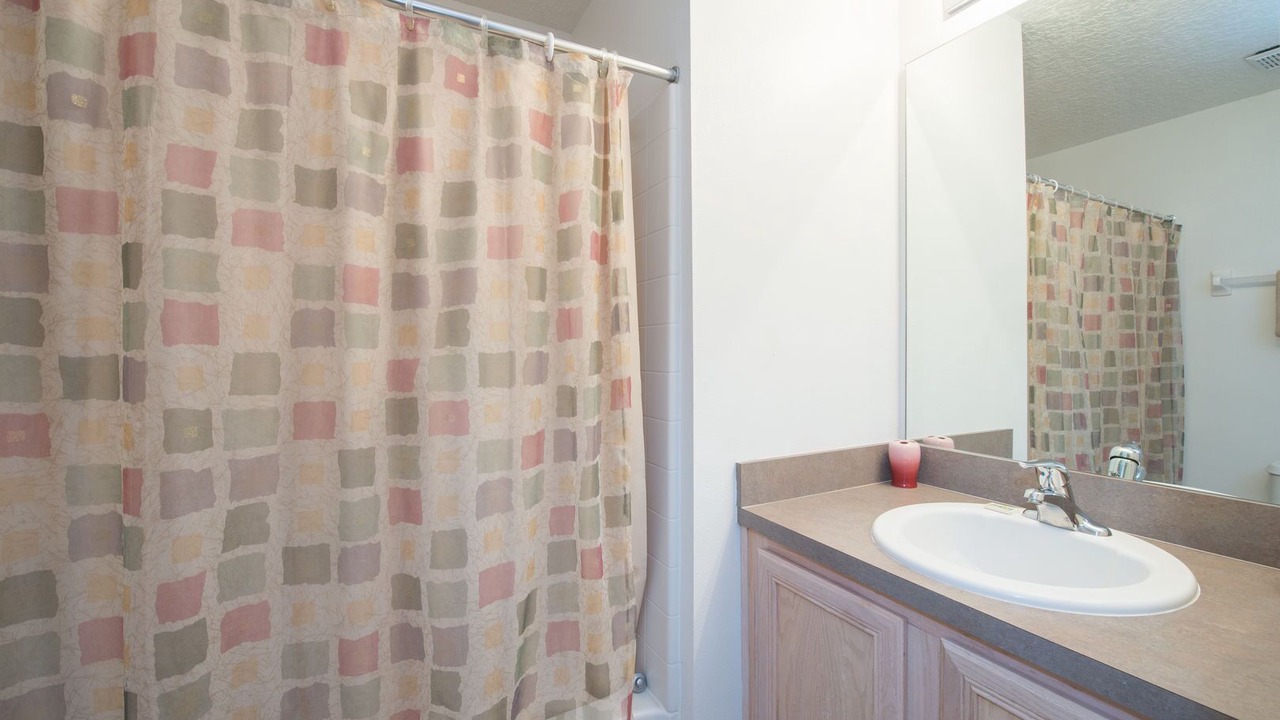 Photo of Bathroom in Seasons