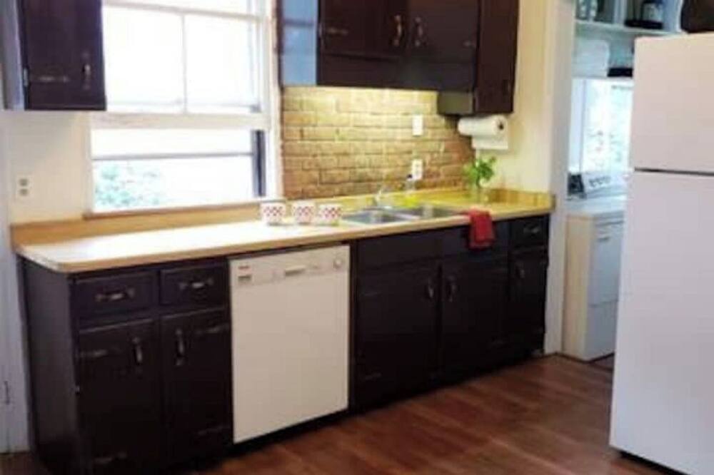 Photo of Kitchen in Port Credit