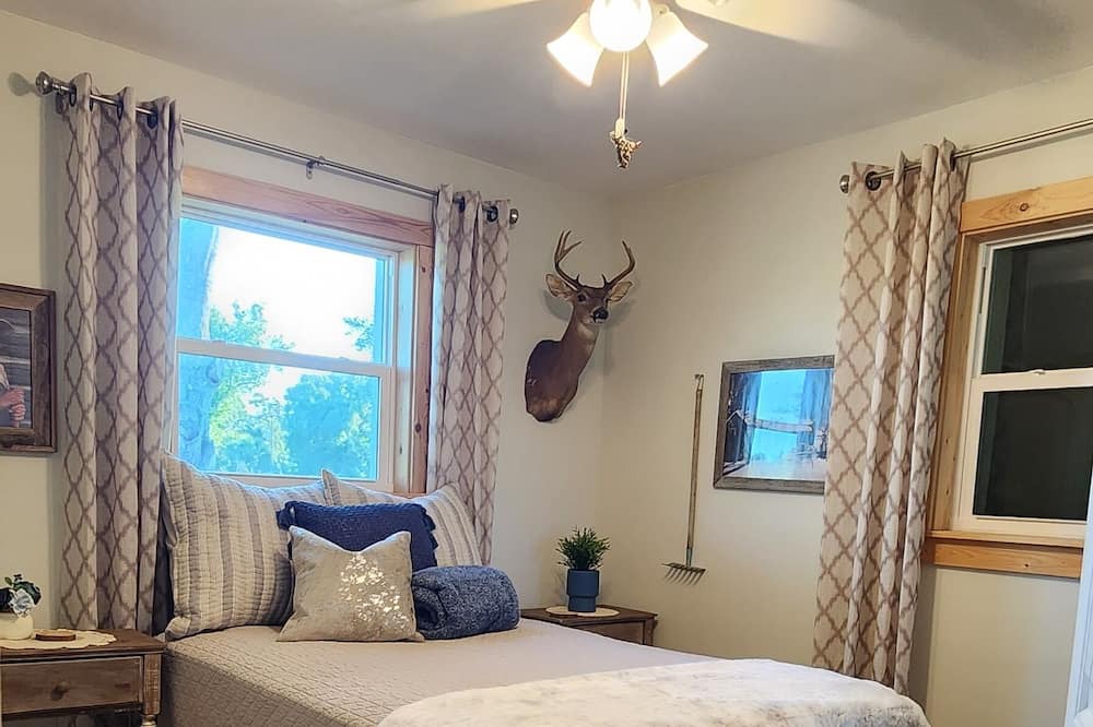 Photo of Bedroom in LaBelle