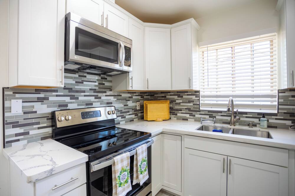 Photo of Kitchen in Yuma Townsite
