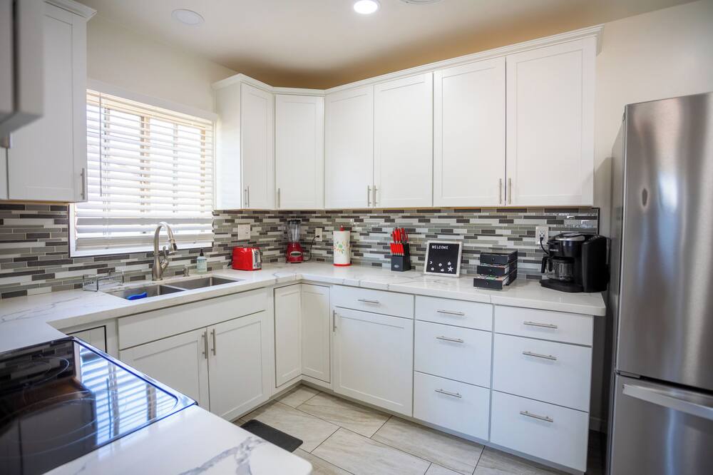 Photo of Kitchen in Yuma Townsite