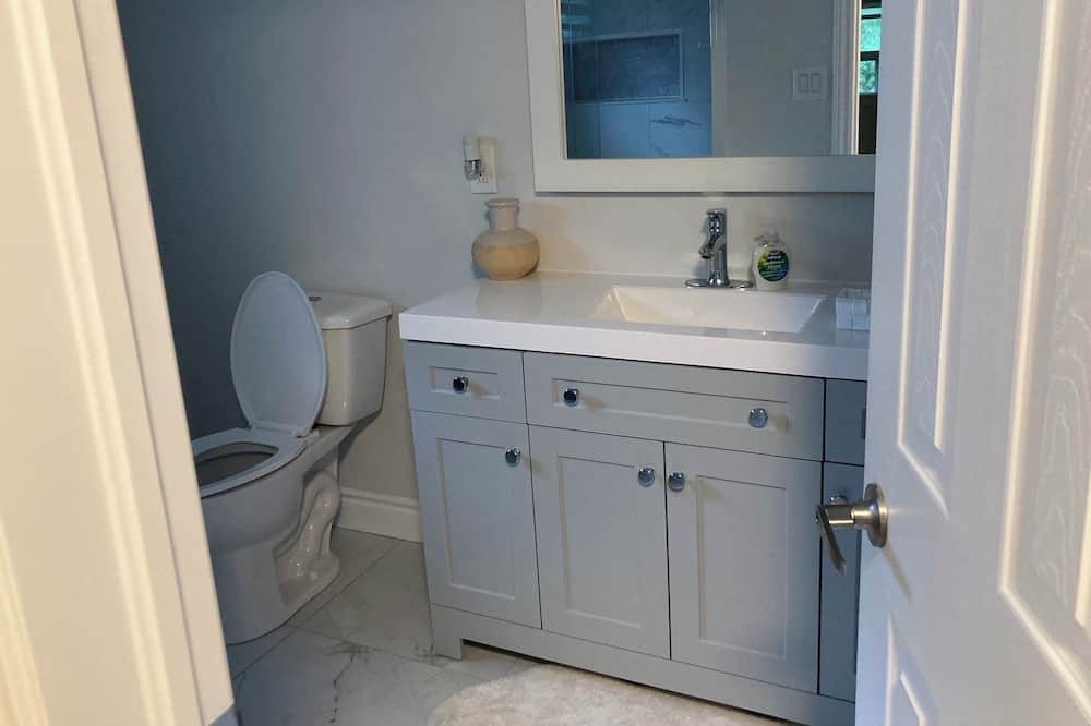 Photo of Bathroom in Georgetown