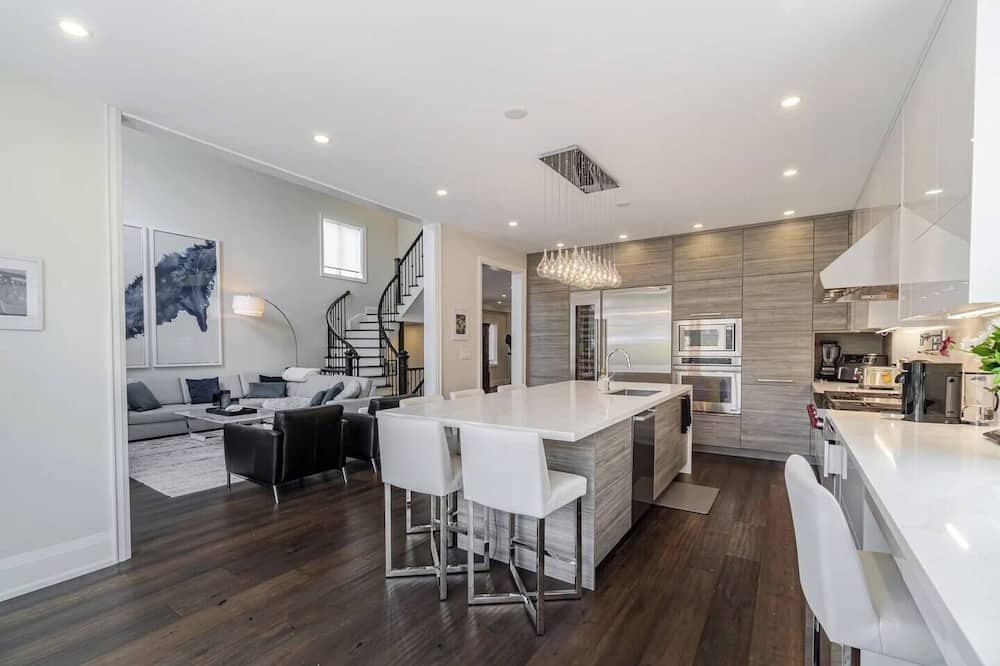 Photo of Kitchen in Meadowvale Village
