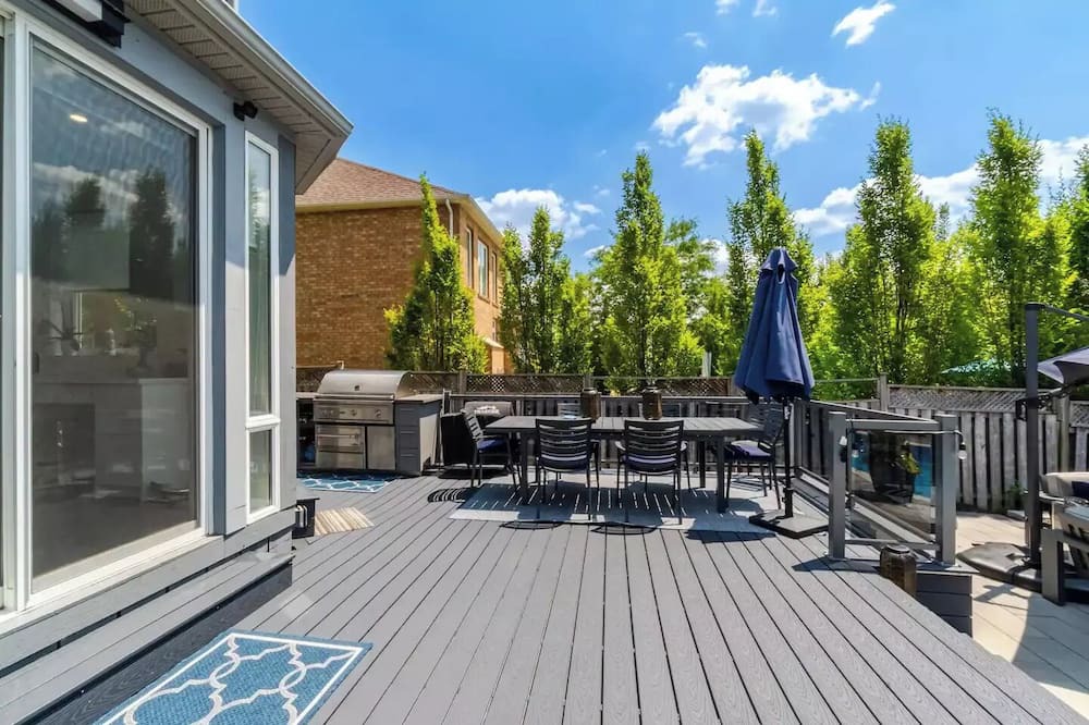 Photo of Patio Balcony in Meadowvale Village