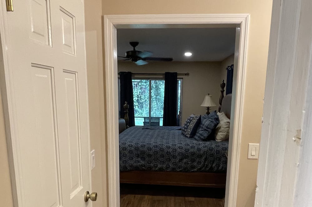 Photo of Bedroom in Lakeland Highlands