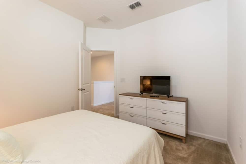 Photo of Bedroom in Kissimmee