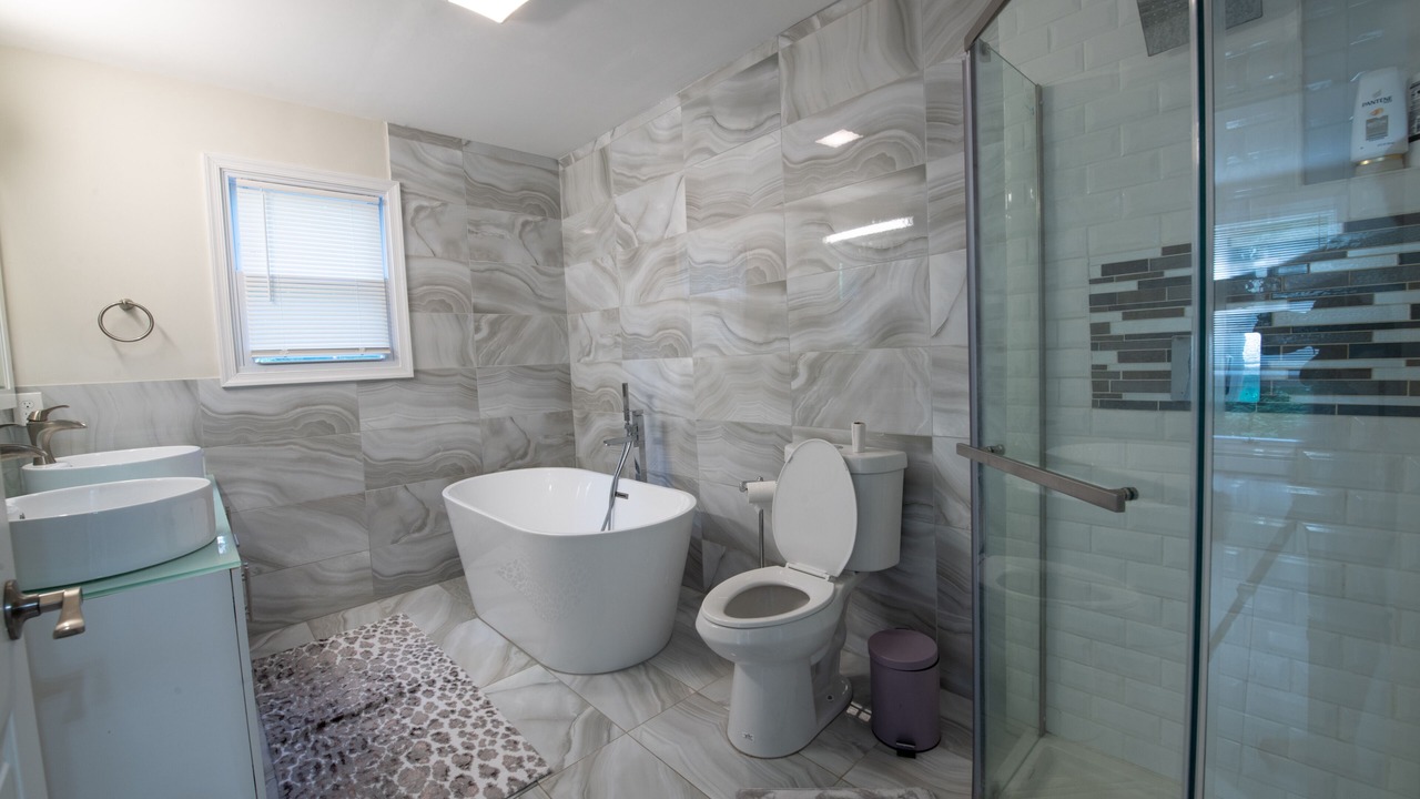 Photo of Bathroom in Blawenburg