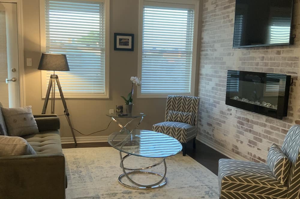 Photo of Livingroom in Goderich