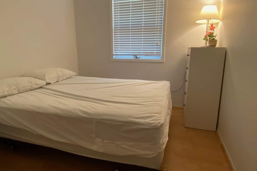 Photo of Bedroom in Wymbolwood Beach