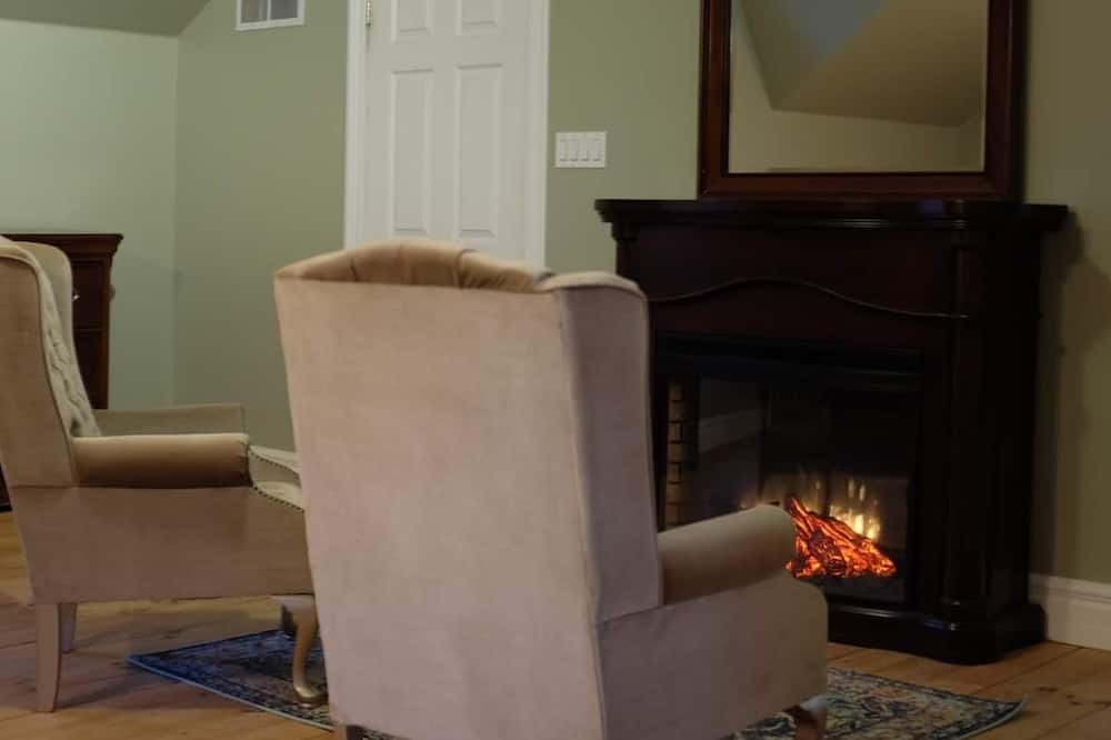 Photo of Livingroom in Centre Wellington