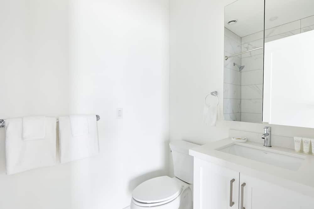 Photo of Bathroom in Grange Park
