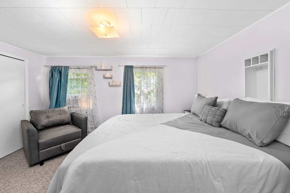 Photo of Bedroom in Montour Falls