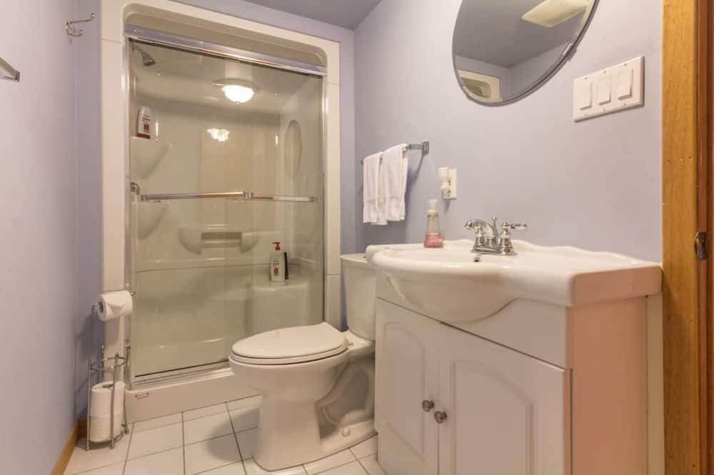 Photo of Bathroom in Grey Highlands