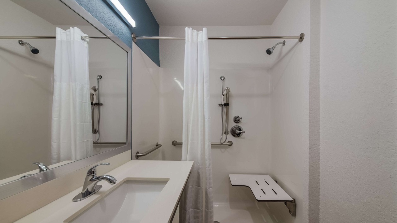 Photo of Bathroom in Wesley Chapel