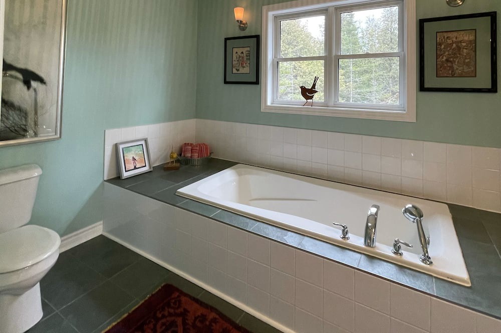 Photo of Bedroom in Northern Bruce Peninsula