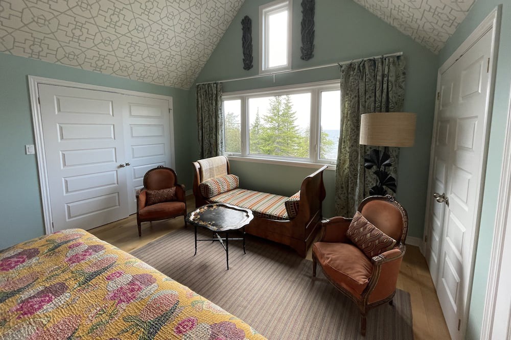 Photo of Bedroom in Northern Bruce Peninsula