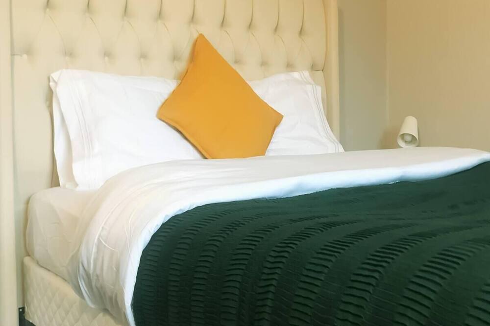 Photo of Bedroom in Churchill Meadows