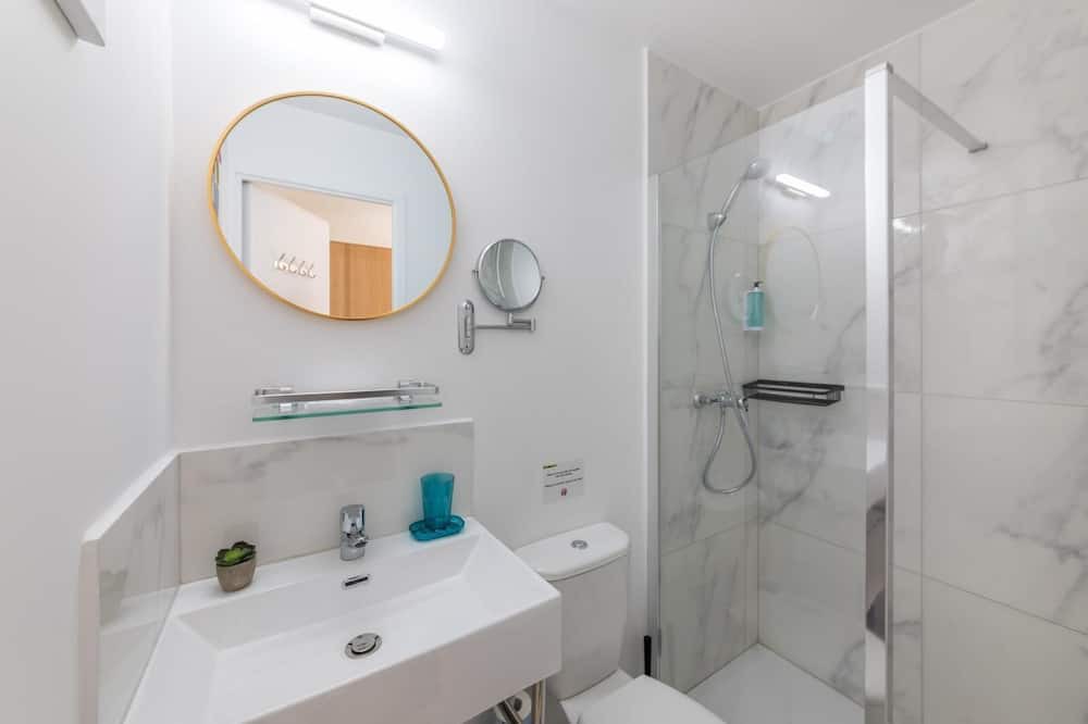 Photo of Bathroom in 15th Arrondissement