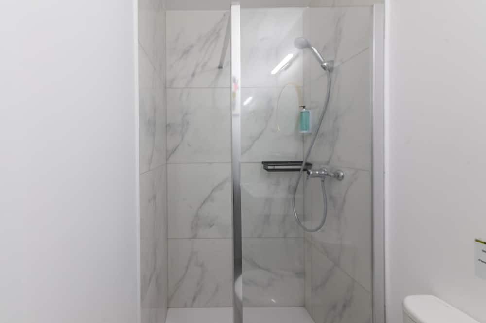 Photo of Bathroom in 15th Arrondissement