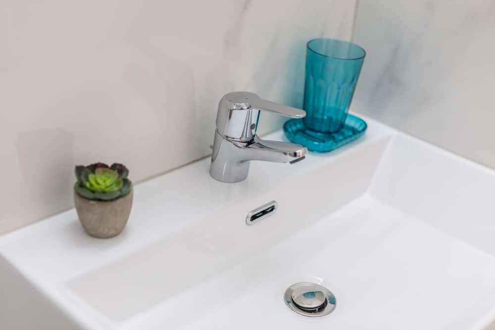 Photo of Bathroom in 15th Arrondissement