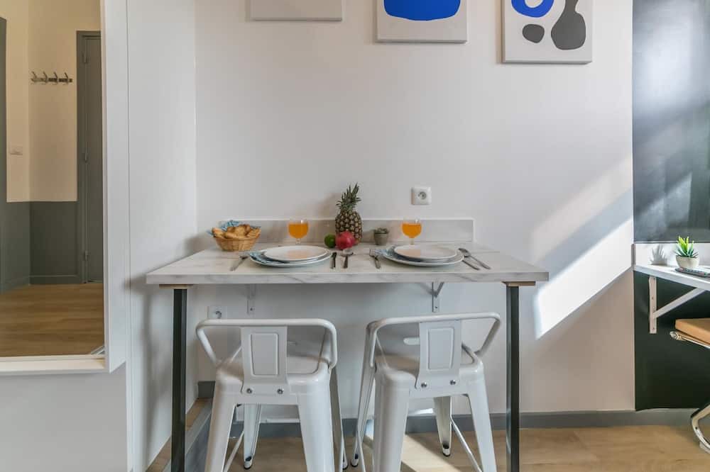 Photo of Kitchen in 15th Arrondissement