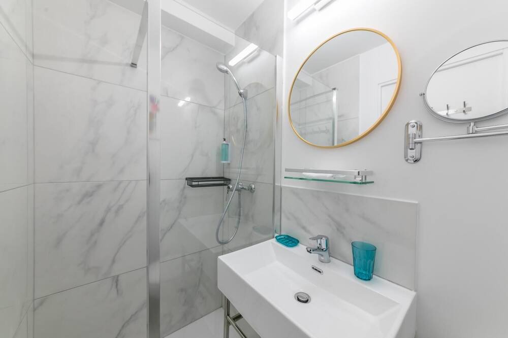 Photo of Bathroom in 15th Arrondissement