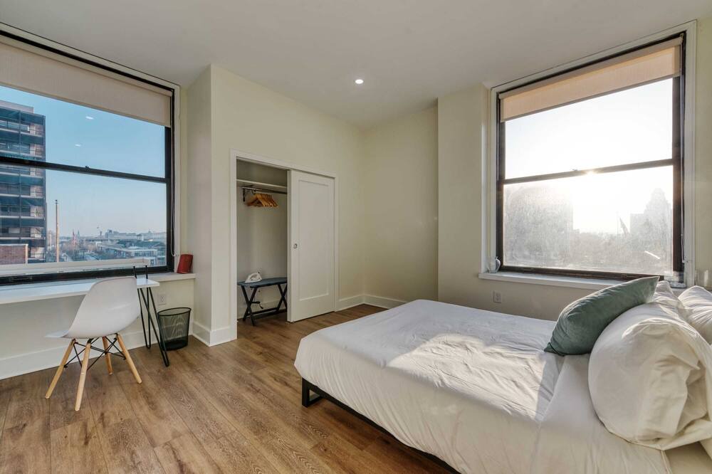 Photo of Bedroom in Center City East
