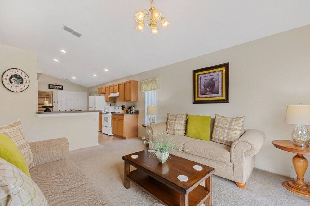 Photo of Kitchen in Florida Pines