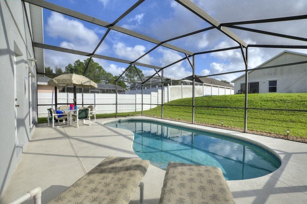 Photo of Outdoor in Florida Pines
